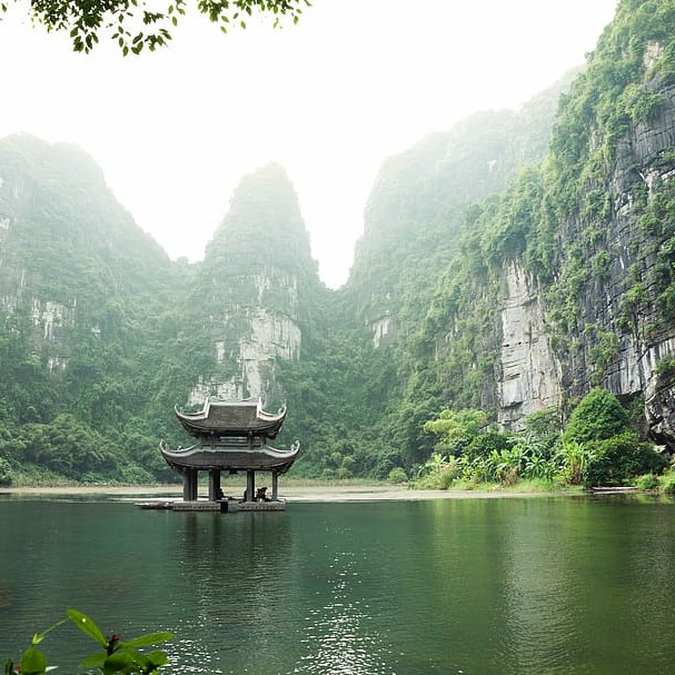 HÀ NỘI – BÁI ĐÍNH – TRÀNG AN – HẠ LONG
